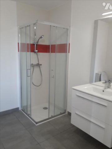 LA BRUFFIERE - Photo 5