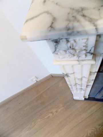 Ruim appartement aan Coupure met zicht op water - Photo 2