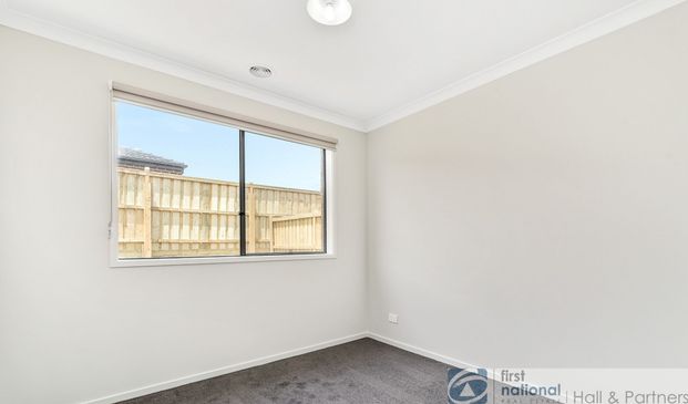 29 Hekela Street, Clyde North - Photo 1