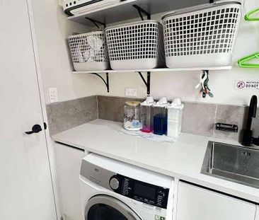 Bright, Beautiful & Ready for You *Fully Furnished - Photo 3