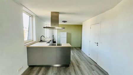 Appartement te huur - Foto 2