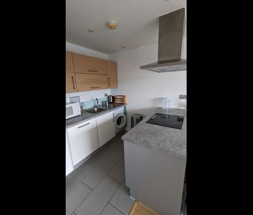 1 Bed Flat, Thomas Frye Court, E15 - Photo 4