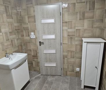 Pronájem bytu 1+kk • 31 m² bez realitkyM. Rovenské, Karlovy Vary - ... - Photo 2