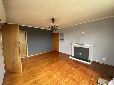95 Brecon Road - Photo 3