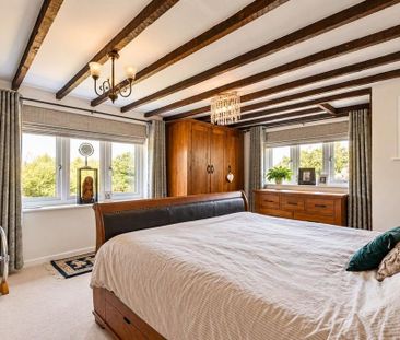 5 bedroom semi-detached house to rent - Photo 4