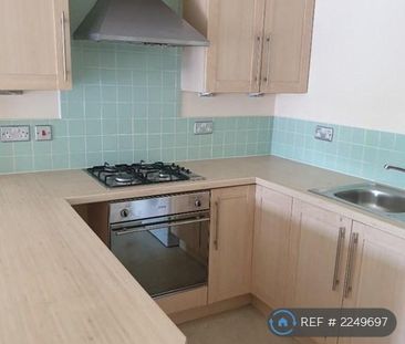 2 bedroom flat to rent - Photo 6