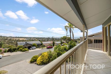 Family Home With Ocean Views! - Photo 2