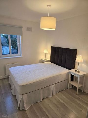 Ely Woods, Rathfarnham, Dublin - Photo 5