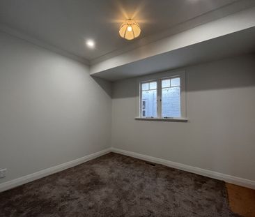 Welcome to 38 Hawker Street in Mount Victoria - Photo 2