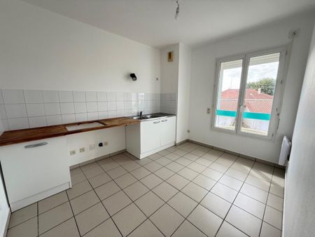 Location Appartement 4 pièces 83m² BISCARROSSE 40600 - Photo 3
