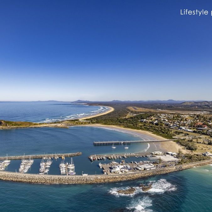 Coffs Harbour, 21 Feran Crescent - Photo 1