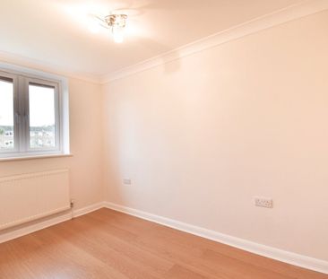 Beecot Lane, Walton-on-Thames, KT12 - Photo 3