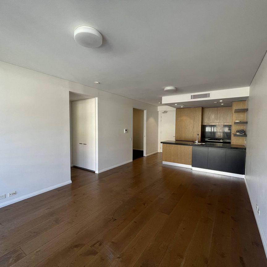 B411/70 Macdonald Street, Erskineville - Photo 1