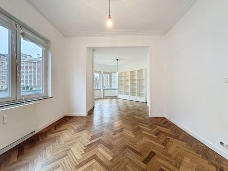 Appartement met twee slaapkamers in Ixelles - Photo 3
