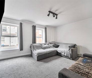 4 bedroom terraced house to rent - Photo 1