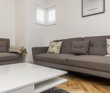 3 bedroom ground floor flat to rent - Photo 3