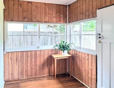 Strathfield - Photo 3