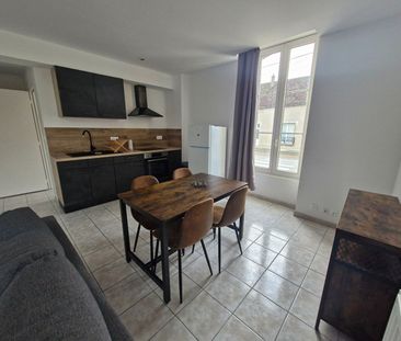 Location Appartement 2 pièces 47m² - Photo 4