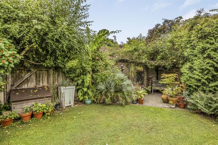 House - Detached For Rent Conifer Drive, Chichester - Photo 4