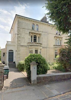 Chertsey Road, Bristol, Somerset - Photo 1