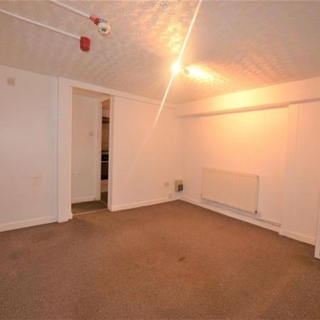 Clarendon Road, Manchester - Photo 3