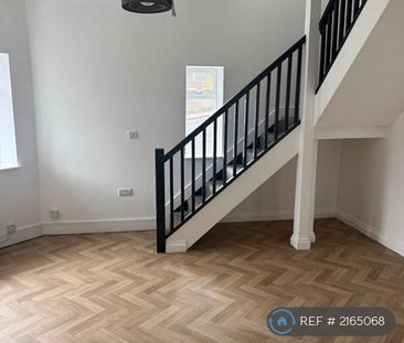 2 bedroom end of terrace house to rent - Photo 4