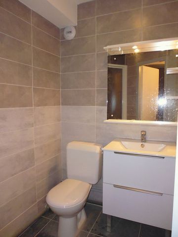 T4 63m2 / RIOM - Photo 4
