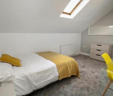 5 Bed - 13 Wetherby Grove, Burley, Leeds - LS4 2JH - Student - Photo 5