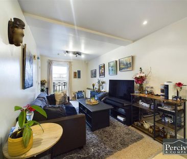 1 bedroom apartment to rent - Photo 2