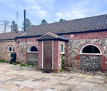 Brandon Road, Hilborough - Photo 1