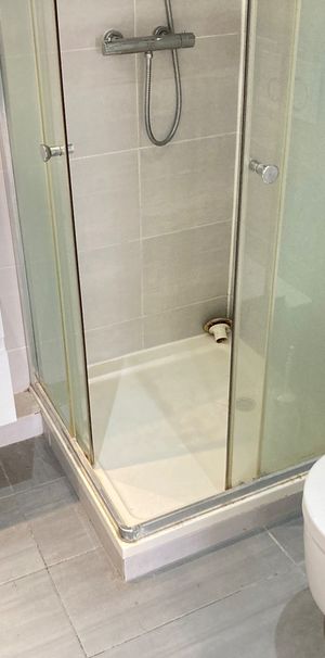 Studio Flat, Very Near Kilburn High Road, NW6 - Photo 2