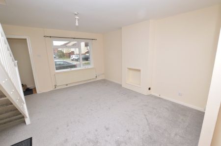 Battershall Close, Plymouth, Devon, PL9 - Photo 2