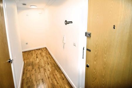 2 bedroom apartment to rent - Photo 4