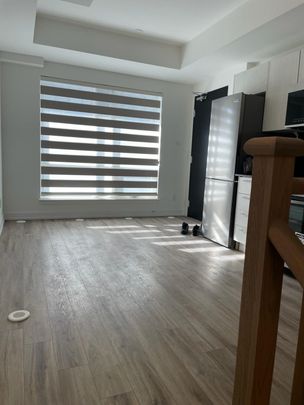 For Lease - 861 Sheppard Avenue Unit# 4, Toronto, Ontario - Photo 1