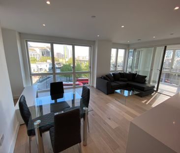 2 Bed Flat, Royal Captain Court, E14 - Photo 3