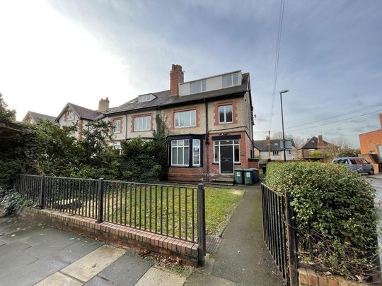 2 bedroom flat to rent - Photo 1