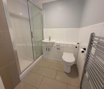 3 bedroom terraced house to rent - Photo 6