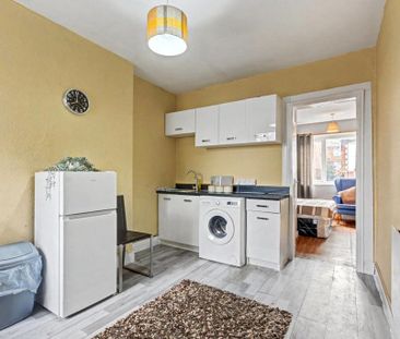 1 bedroom flat to rent - Photo 6