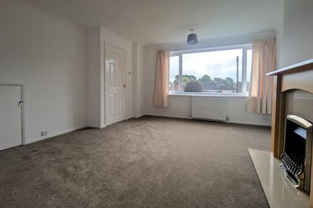 3 bedroom end of terrace house to rent - Photo 3