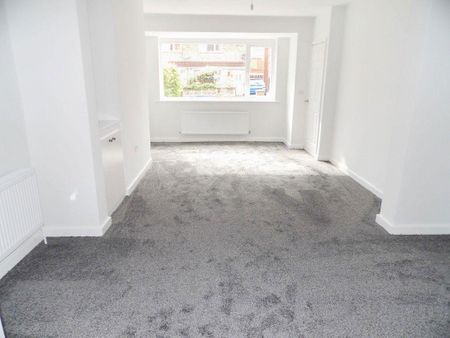 3 bed semi-detached house to rent in NE28 - Photo 2