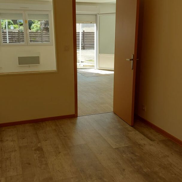 Maison de plain pied rénovée !! - Centre de Montceau Les Mines T4 pièce(s) 94.72 m2 - Photo 1