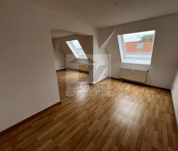 Schnäppchen mit Fernblick und 2 Badezimmern! Schicke 2,5 Raum DG Wohnung! - Photo 1