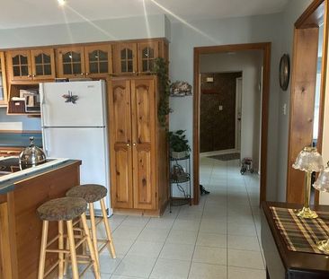 For Lease - 29 Morning Glory Crescent, Whitby, Ontario - Photo 6