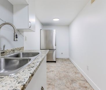 For Lease - 20 Castleton Avenue Unit# Lower, Toronto, Ontario - Photo 4