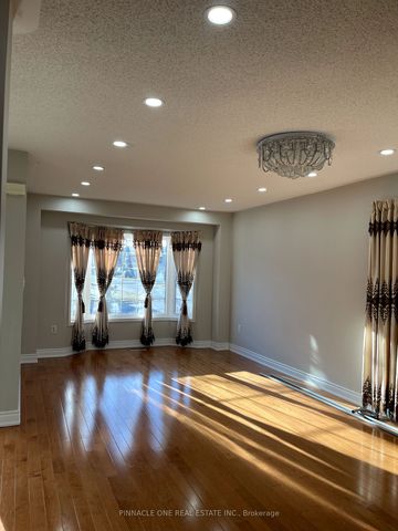 Detached Home For Lease | E8096904 - Photo 5