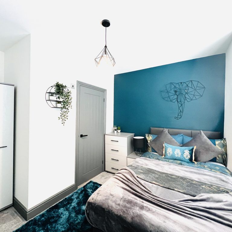 BEDROOM 4 – LARGE DOUBLE ENSUITE - Photo 1