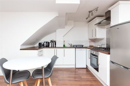 2 bedroom property to rent - Photo 4