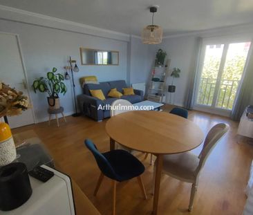 Location Appartement 4 pièces 82 m2 à Sucy-en-Brie - Photo 2