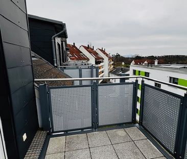 Helle 2-Zimmer-Dachgeschosswohnung freut sich auf Ihren Einzug - Photo 6