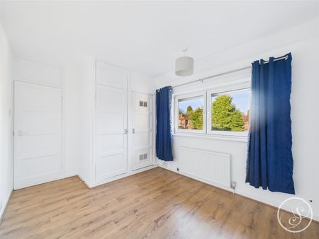 Barwick Road, Leeds - Photo 2